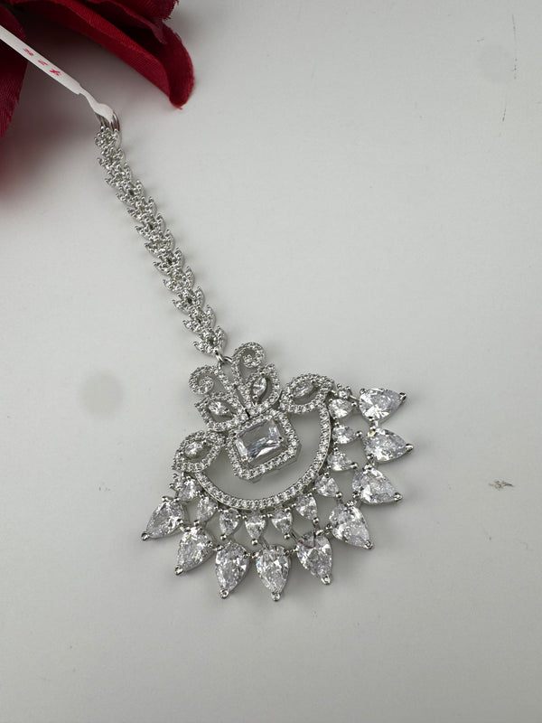 Silver Cubic Zirconia/Diamond Tikka, Indian Maang Tikka, Headpiece, Bridal jewelry (Copy)
