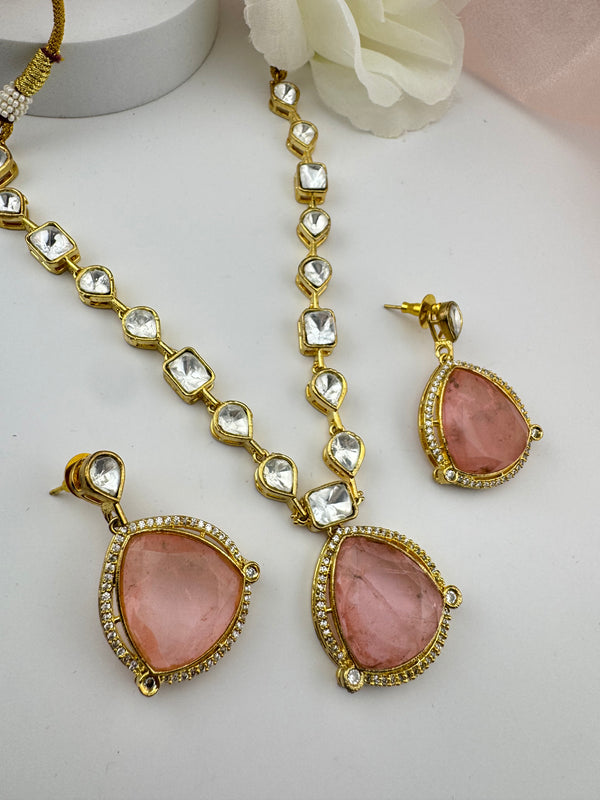 Kundan, Polki, CZ, Doublet Stones Golden necklace set, kundan haar, everyday wear jewelry