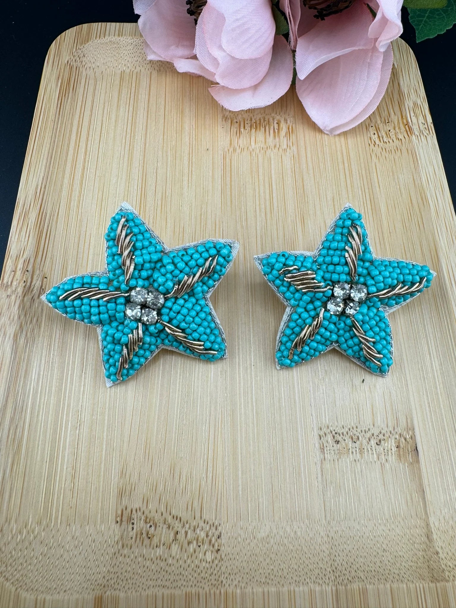 Beaded Turquoise star quirky Stud earrings / Handmade earrings