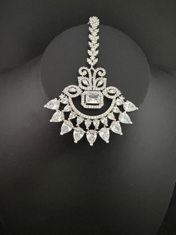 Silver Cubic Zirconia/Diamond Tikka, Indian Maang Tikka, Headpiece, Bridal jewelry (Copy)