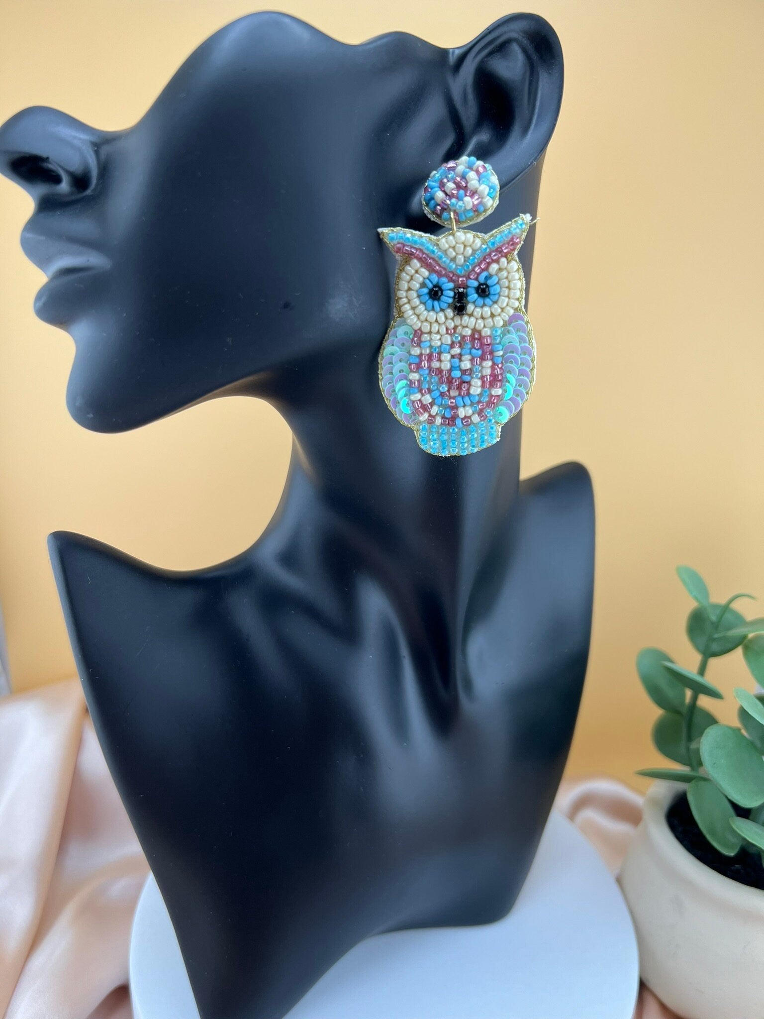 White and blue blue Owl shaped Beaded earrings, Handmade earrings