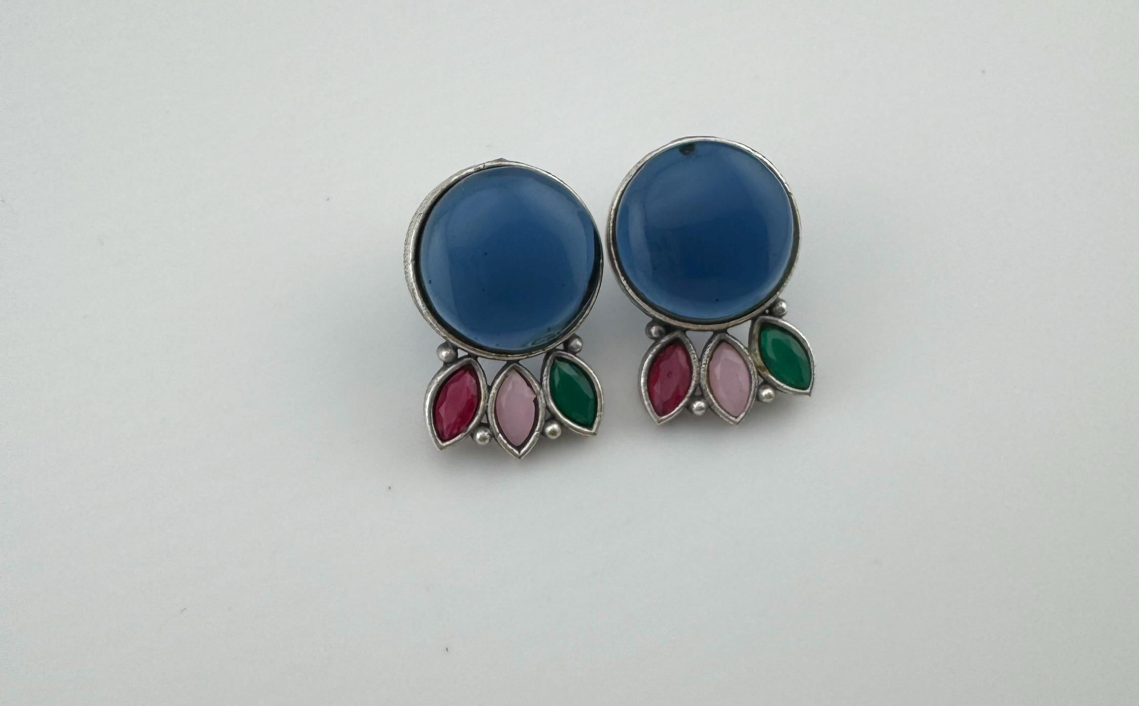 Oxidized German silver, Monalisa Stone studs earring