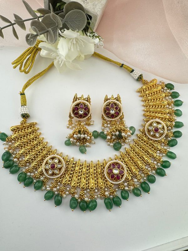 Rajwadi Gold necklace set with jhumka, in kundan and pearls, Indian Bridal Jewelry set