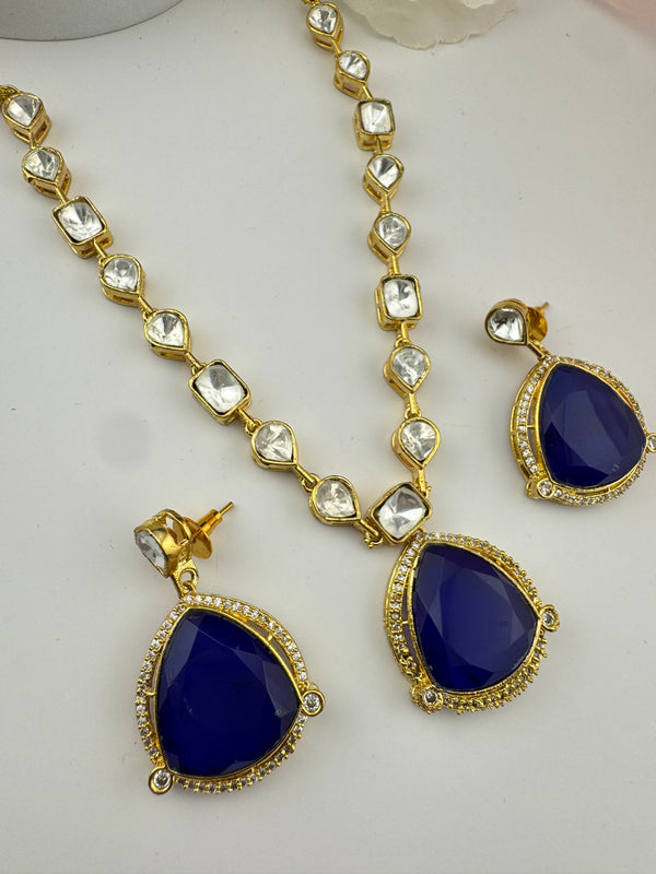 Kundan, Polki, CZ, Doublet Stones Golden necklace set, kundan haar, everyday wear jewelry