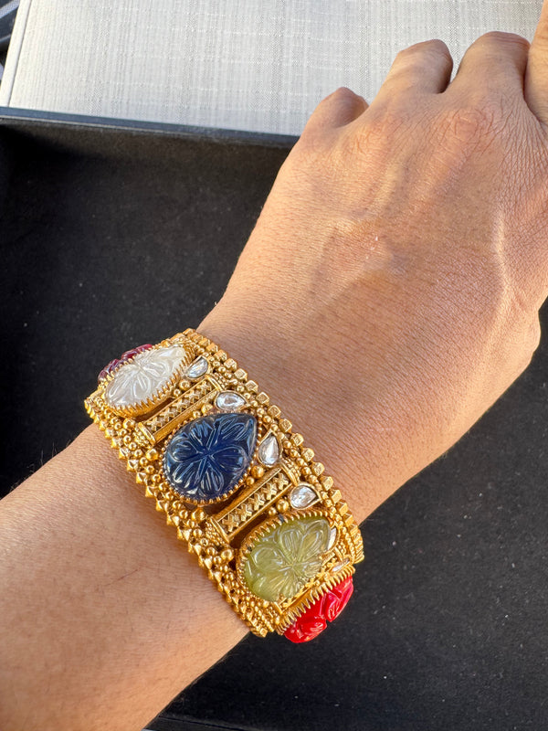 Amrapali,stones, Moissanite Kundan only 1 Banglebracelet (size-2.4", Fits 2.6" upto wrists sizes)