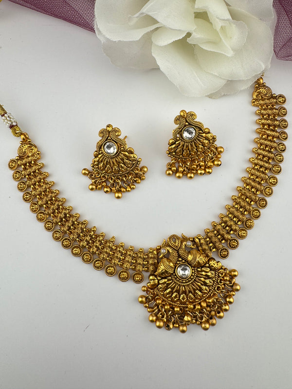 Rajwadi Gold necklace set with earrings, in kundan, Indian Bridal Jewelry set