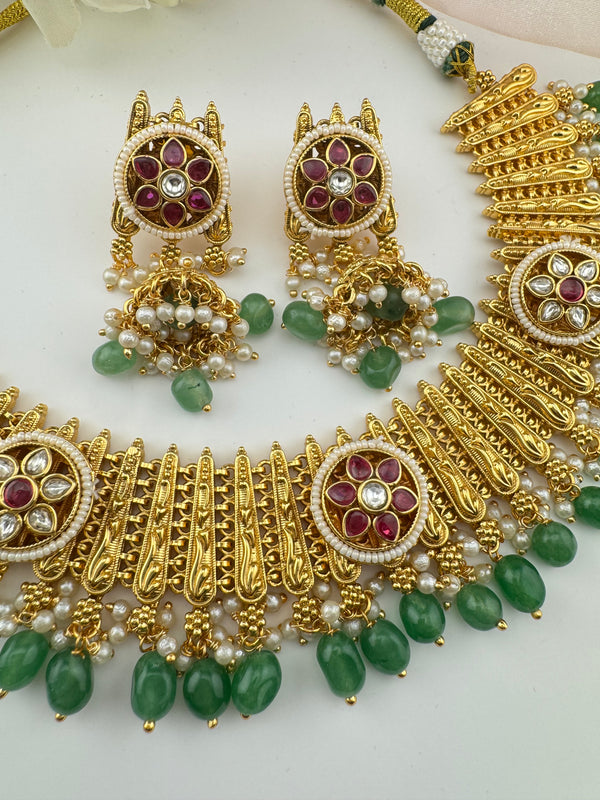 Rajwadi Gold necklace set with jhumka, in kundan and pearls, Indian Bridal Jewelry set