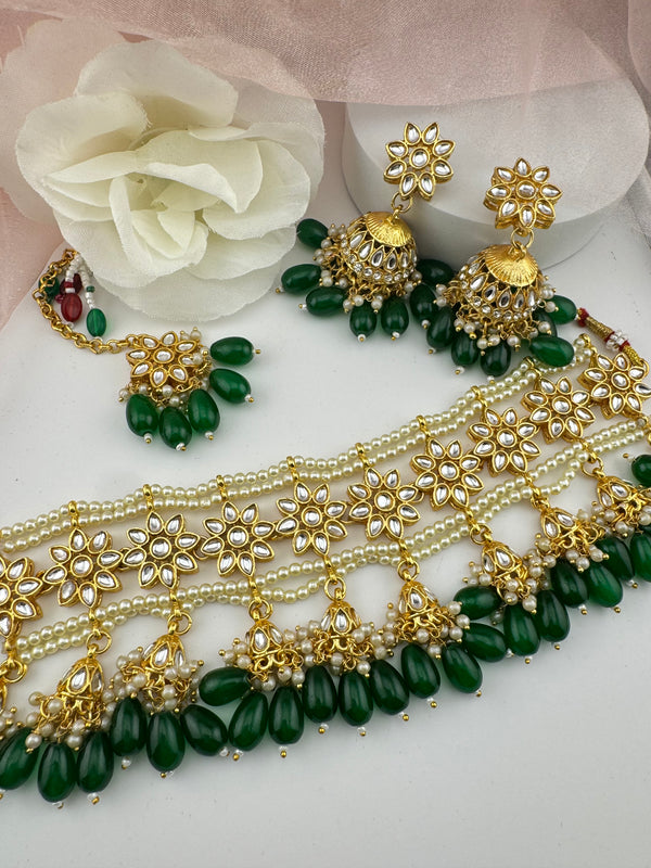 Choker necklace set with jhumka and tikka in kundan, pearls, Indian Bridal Jewelry set