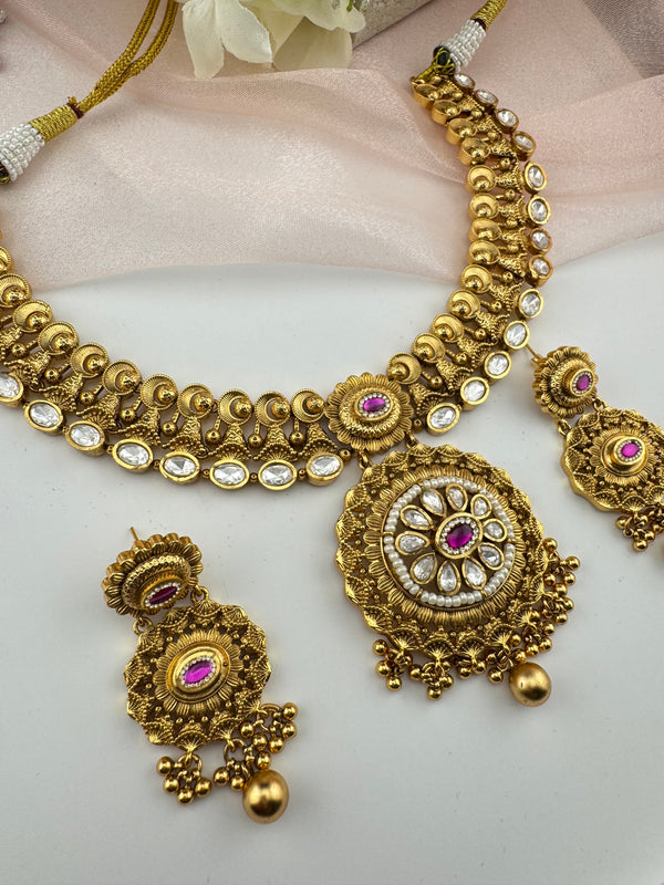 Rajwadi kundan, pearls Gold necklace set, Indian Bridal Jewelry set