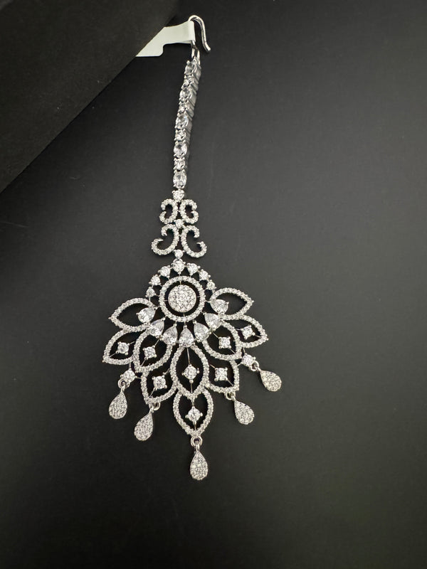Silver Cubic Zirconia/Diamond Tikka, Indian Maang Tikka, Headpiece, Bridal jewelry (Copy)