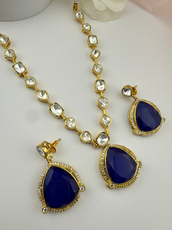 Kundan, Polki, CZ, Doublet Stones Golden necklace set, kundan haar, everyday wear jewelry