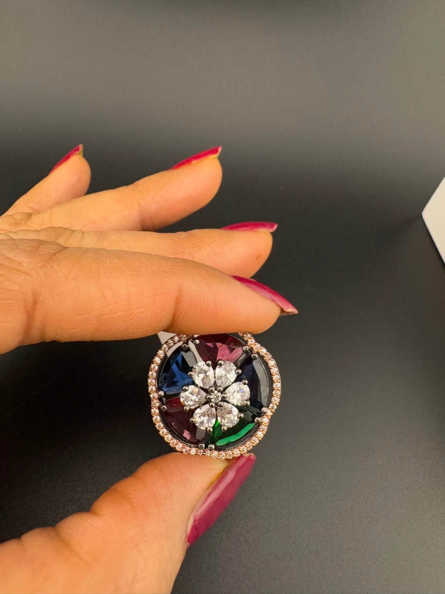 Premium Victorian Adjustable Round Ring in Crystals and Cubic Zirconia in Unique Design