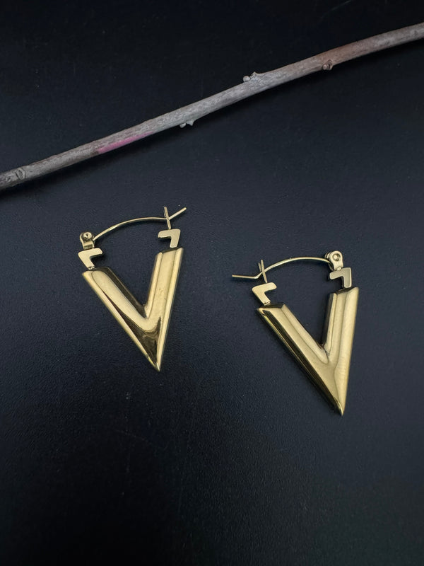 Anti-Tarnish Water resistant Gold Hoop earrings in drop design/Everyday earrings/Light weight everyday jewelry/office wear/daily wear hoops