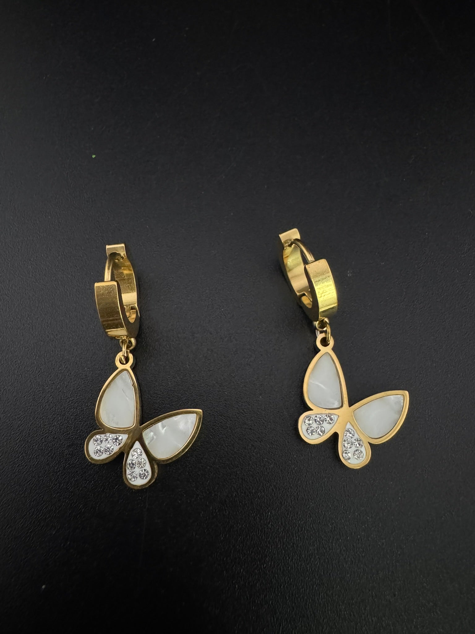 Anti-Tarnish Water resistant Gold Hoop earrings in drop design/Everyday earrings/Light weight everyday jewelry/office wear/daily wear hoops