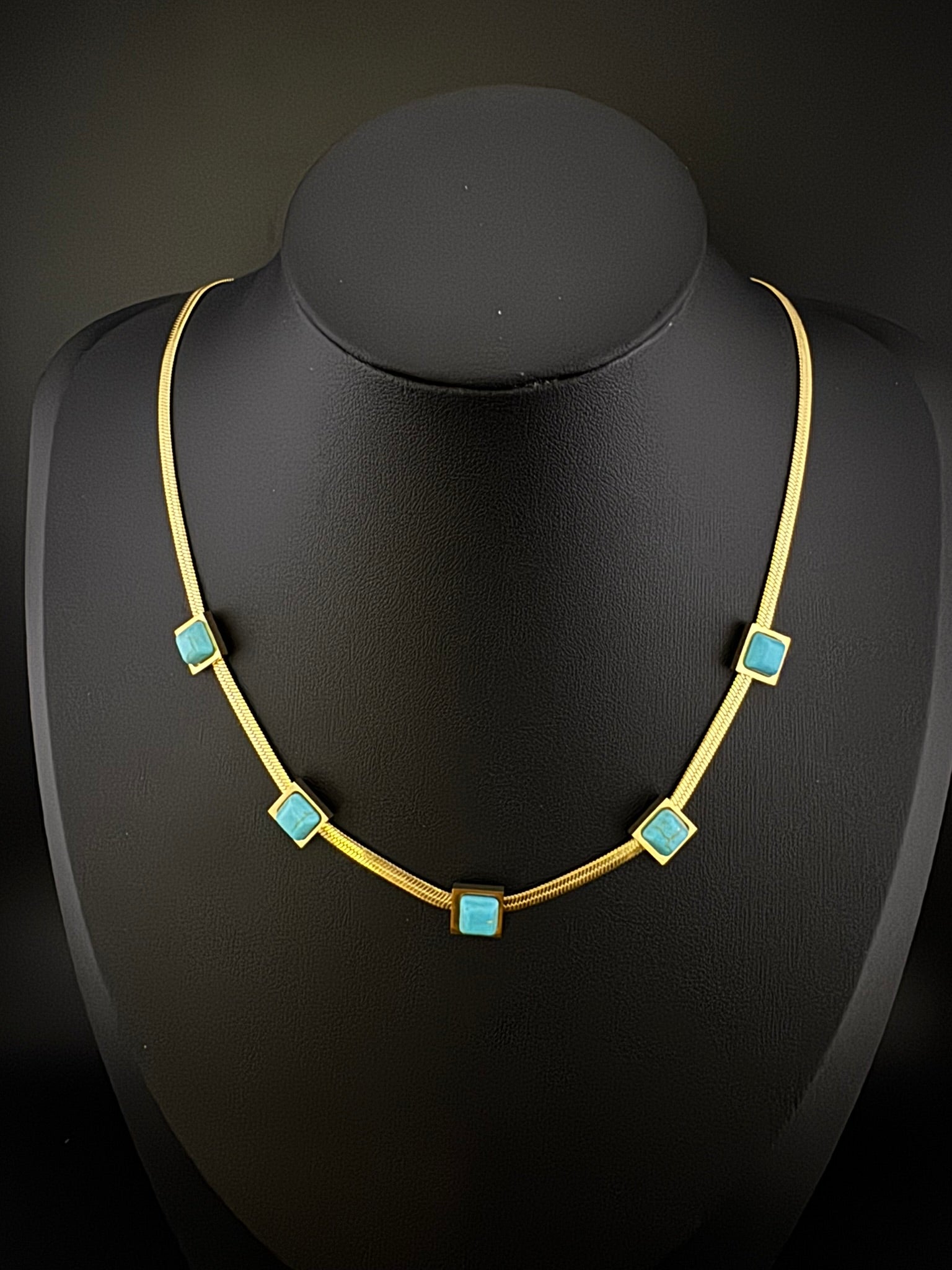 Anti-Tarnish Water resistant 18K Gold color plated necklace/Simple Office wear necklace/Everyday jewelry/Light weight everyday jewelry