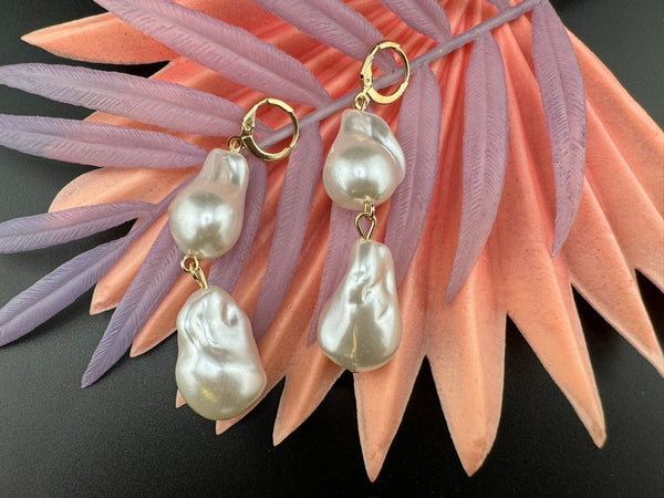 Irregular Pearl and Gold drop earrings/statement earrings/everyday jewelry/Indian western Earrings/unique design/modern quirky earrings