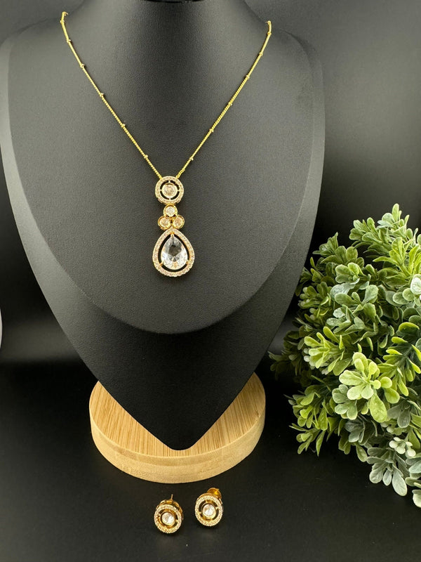 Tyaani Inspired Premium quality moissanite Kundan, CZ Sleek Clear pendant set/Indian jewelry/silver foil back/Premium Kundan/Bridesmaid gift