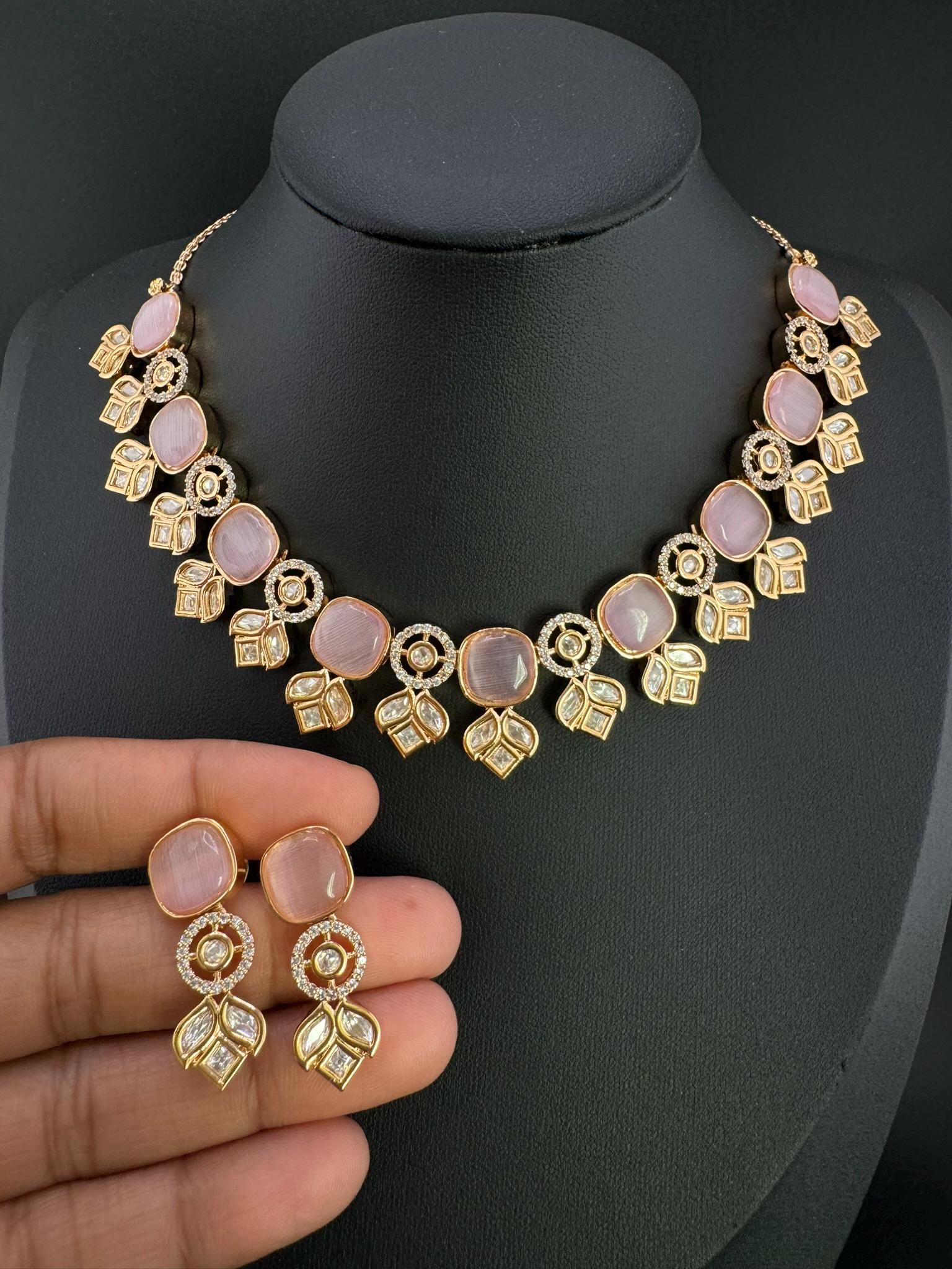 Premium Quality Moissanite kundan is Tyaani inspired Designer Necklace set with earrings/Indian necklace/bridal necklace/Bridesmaids gift