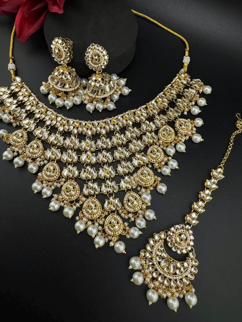 Kundan Heavy Bridal Necklace Set with Jhumka and Tikka