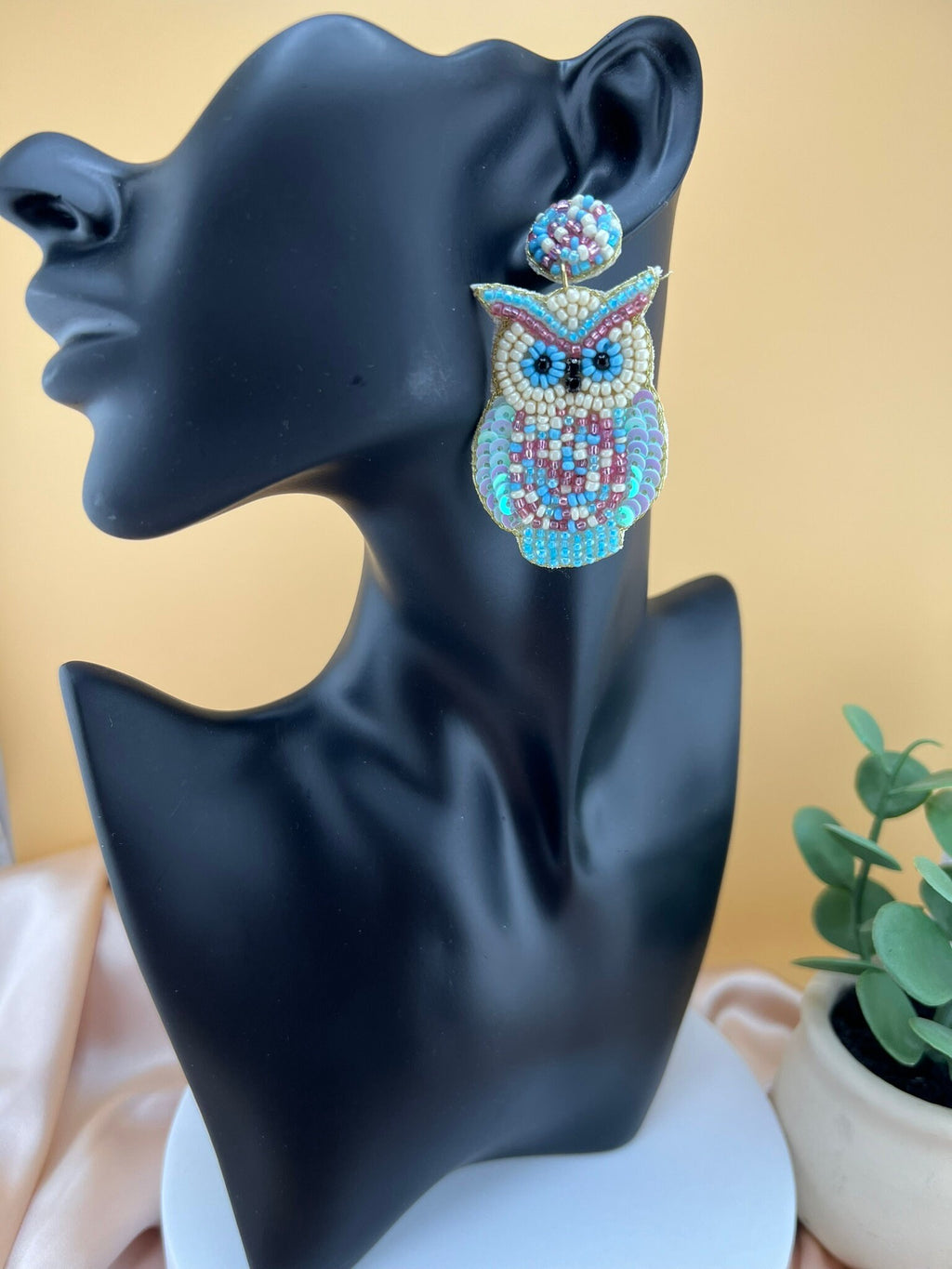 White and blue blue Owl shaped Beaded earrings, Handmade earrings