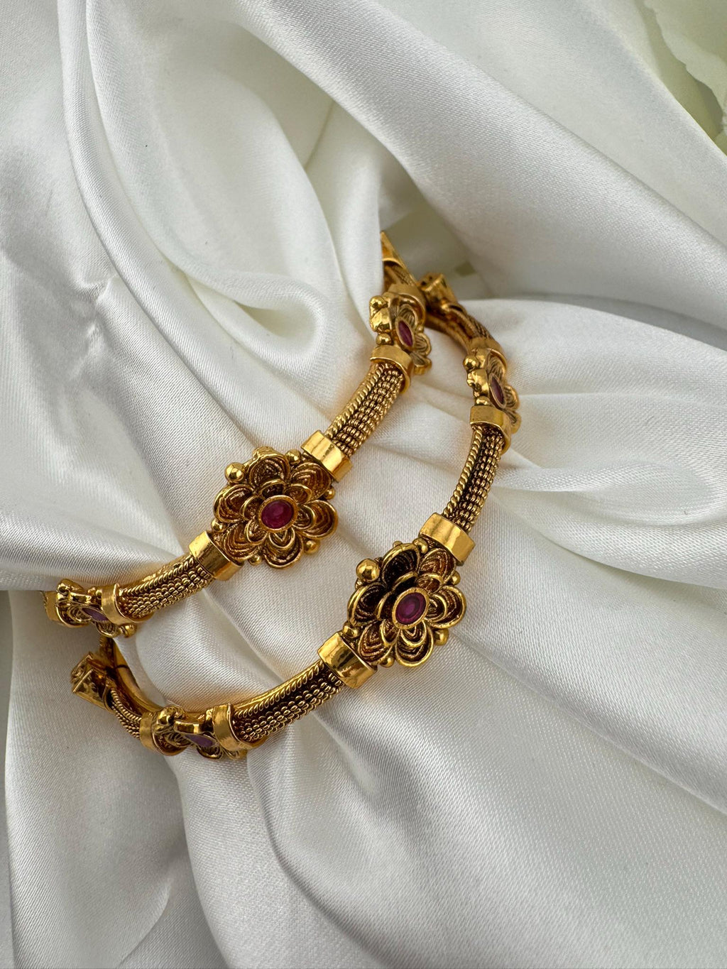 Openable Matt Gold Amrapali inspired Designer bangles set