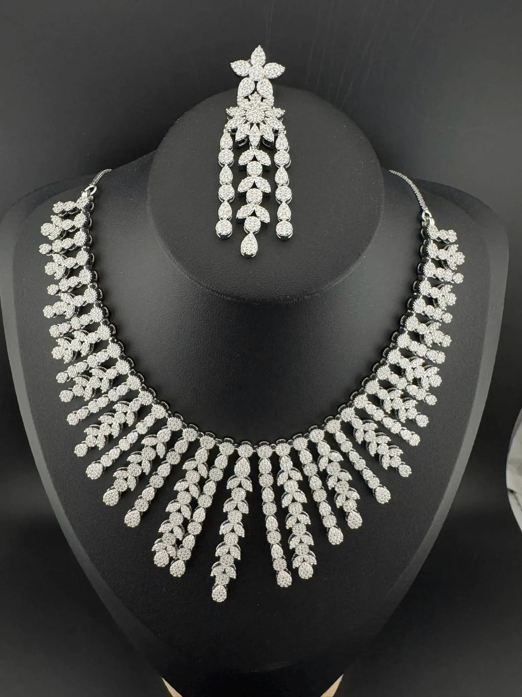 Premium American Diamond, Cubic Zirconia Bridal Collar Necklace with long earrings
