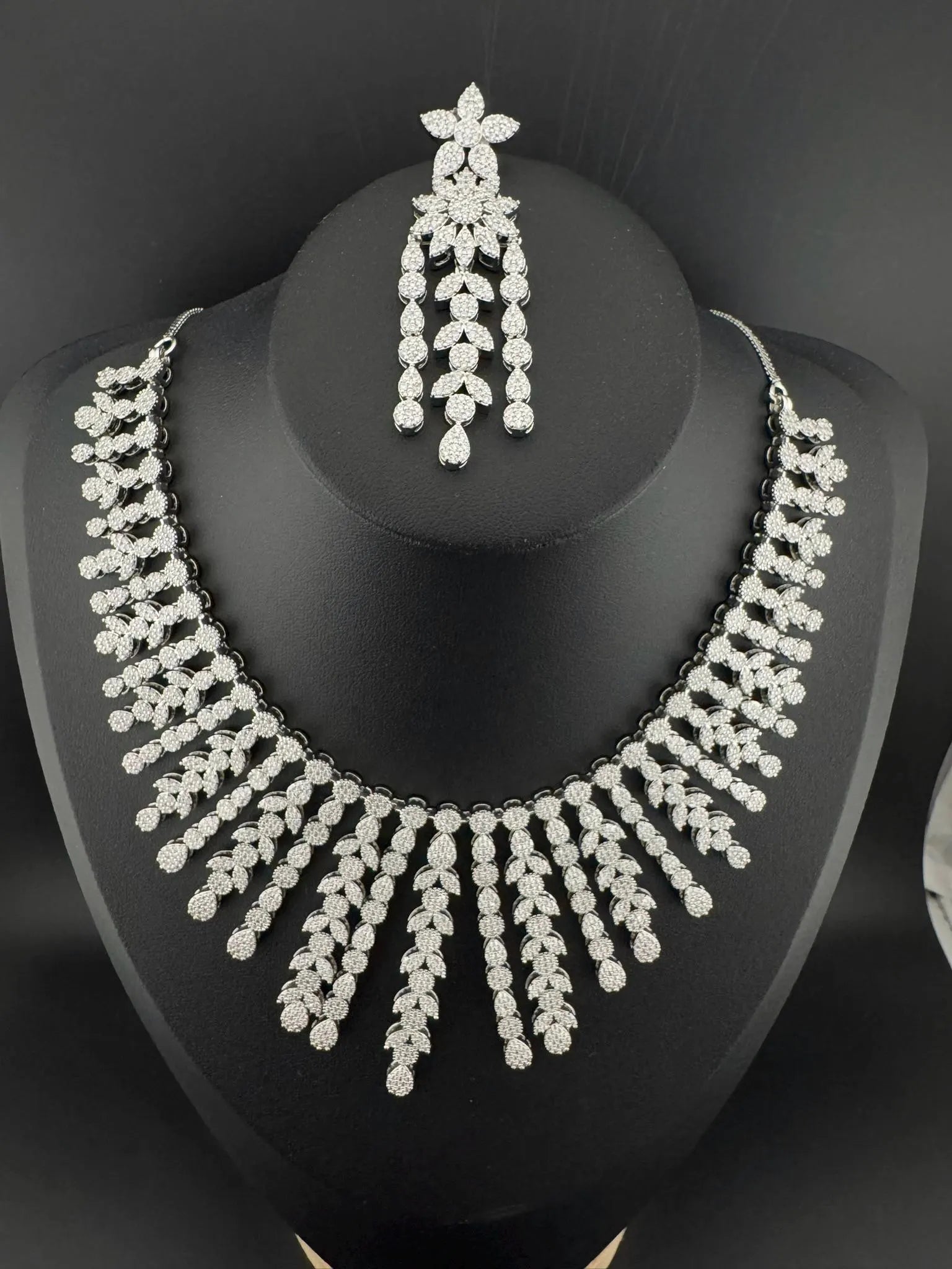 Premium American Diamond, Cubic Zirconia Bridal Collar Necklace with long earrings