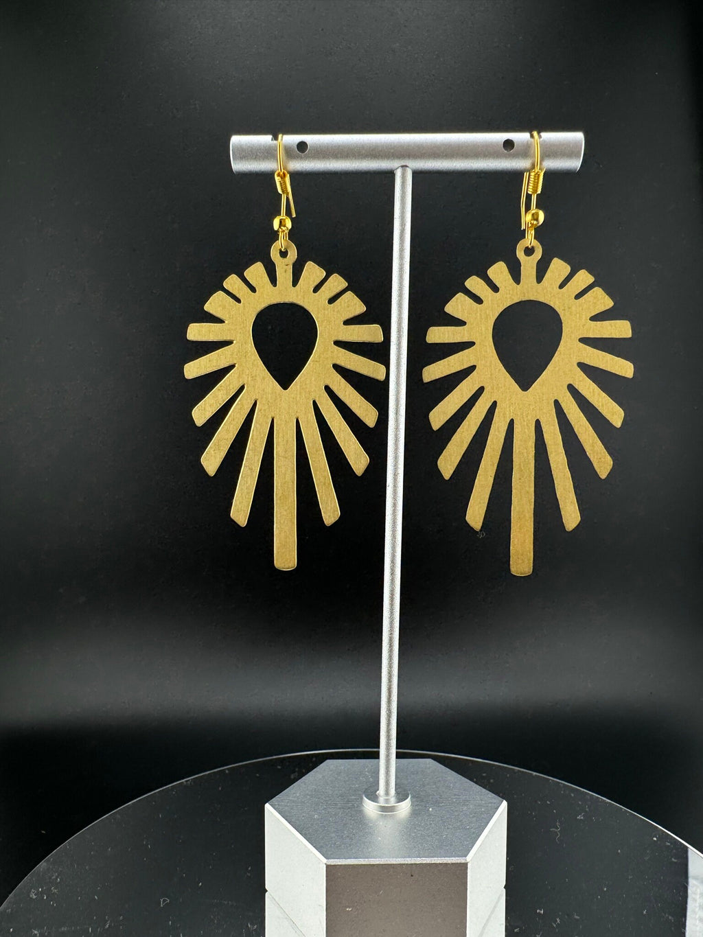 Matt Gold quirky earrings in unique sleek dazzle design