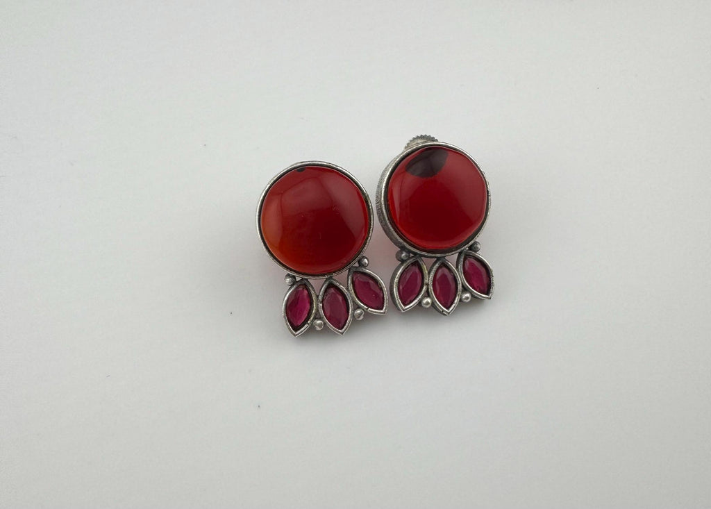 Oxidized German silver, Monalisa Stone studs earring