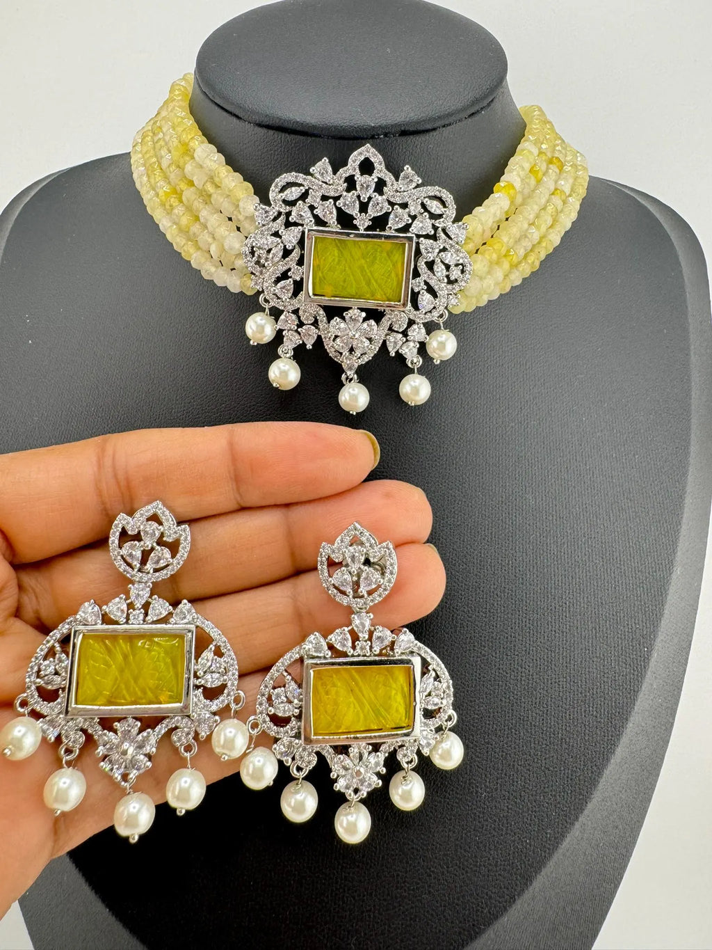 Premium fusion Choker necklace set with CZ pendant, carved stones and Onyx Hydro beads