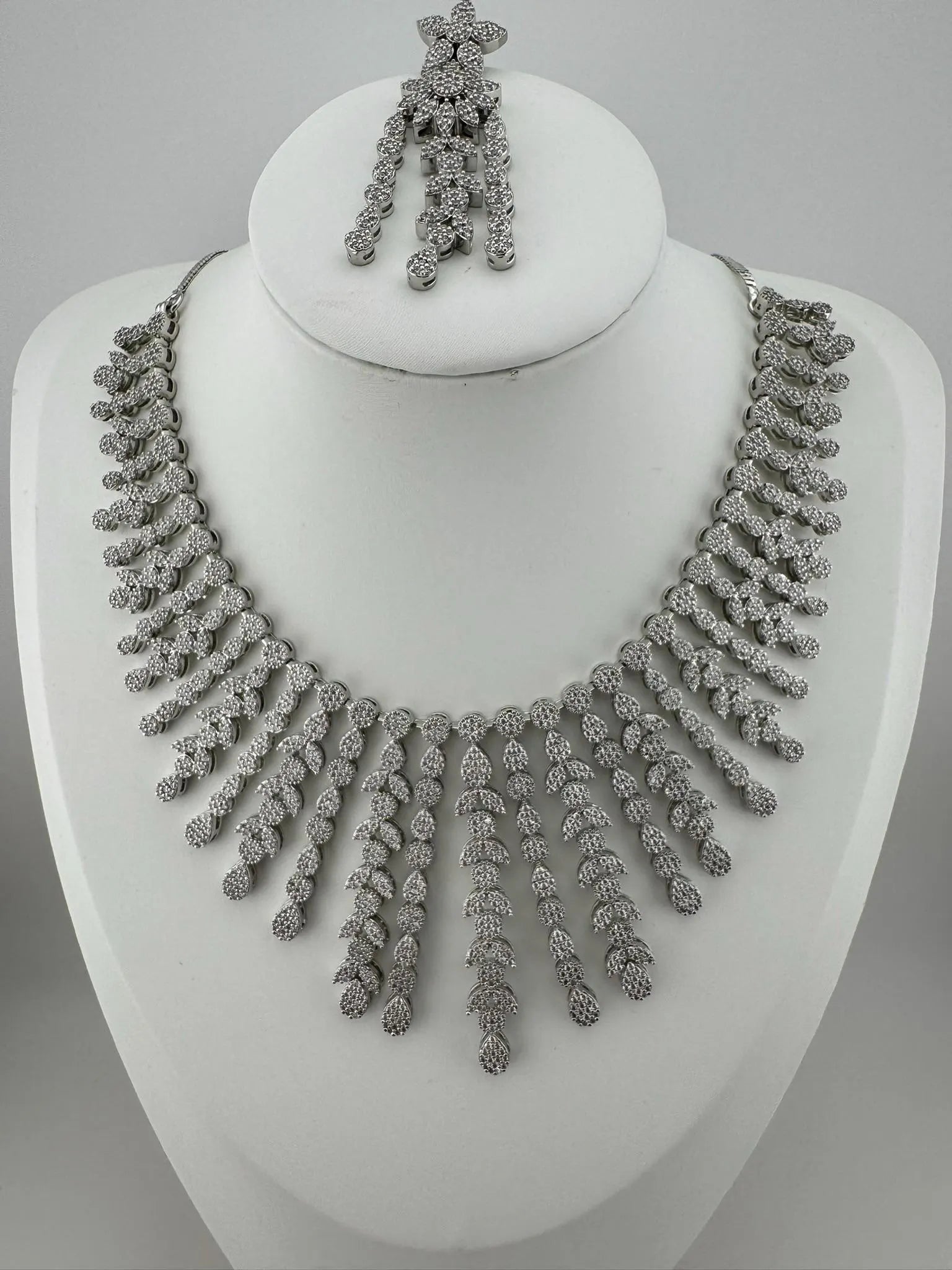 Premium American Diamond, Cubic Zirconia Bridal Collar Necklace with long earrings