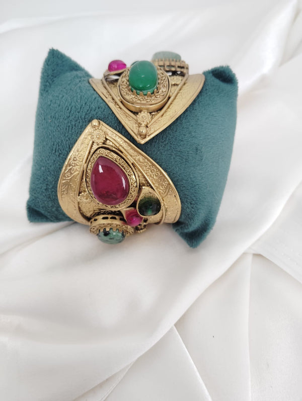 Amrapali,gold plated with stones Covered Cuff Banglebracelet (Fits 2.6" upto wrists sizes)