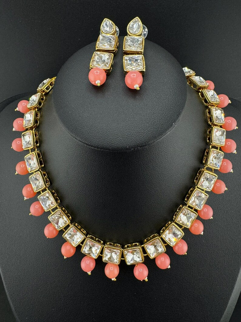 Kundan and Pearls Sleek Necklace Set