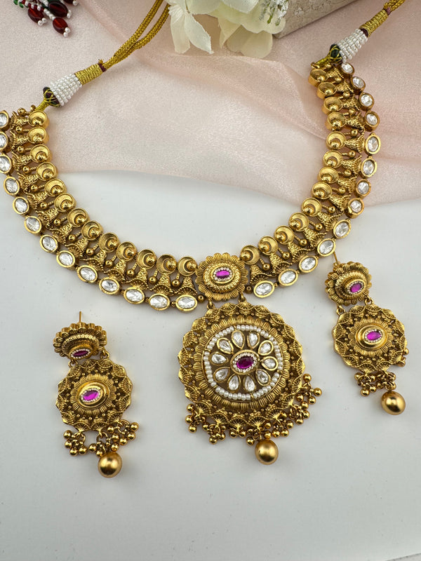 Rajwadi kundan, pearls Gold necklace set, Indian Bridal Jewelry set
