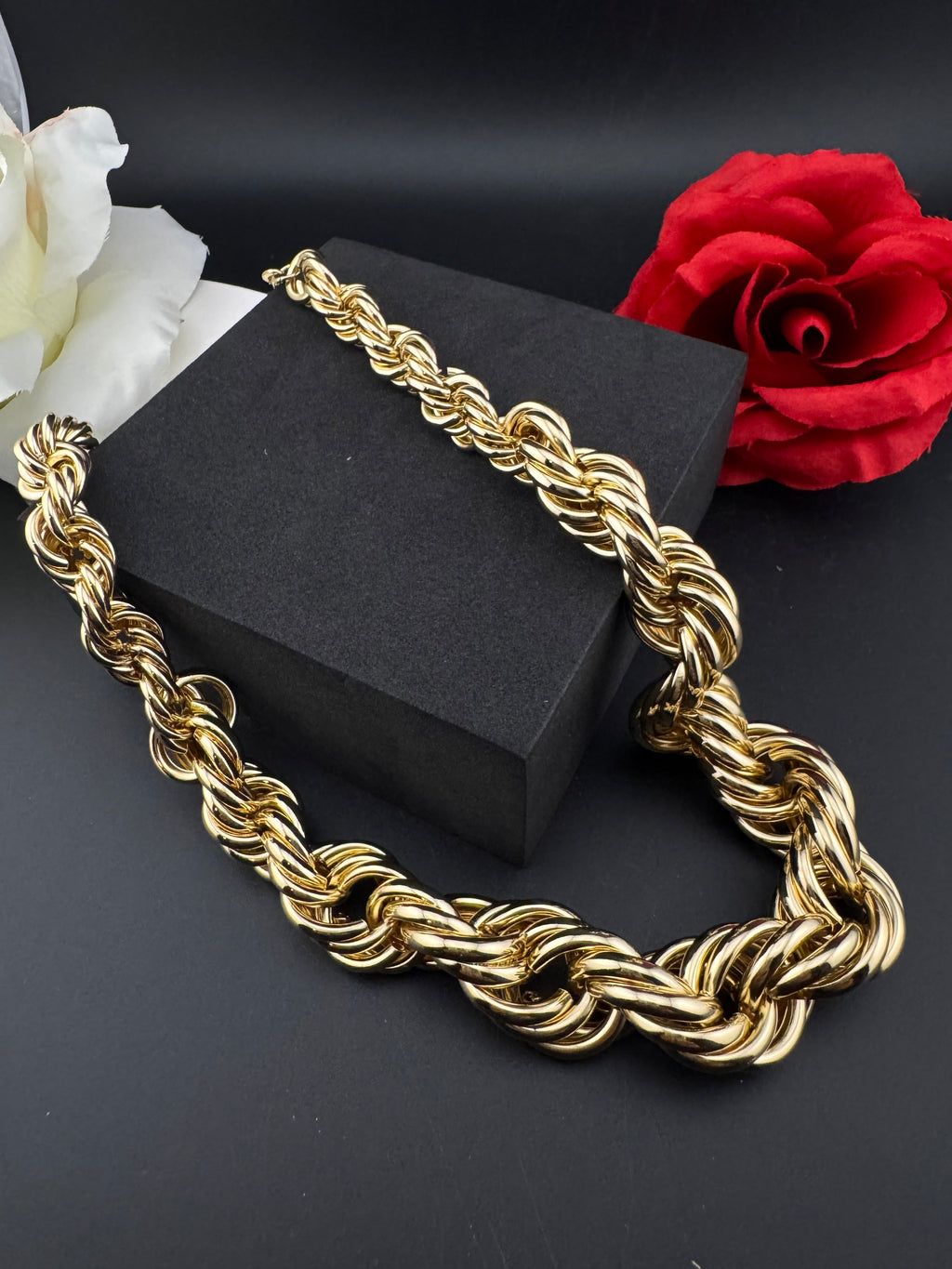 Premium Quality Contemporary NECKLACE ONLY/geometric design necklace/Designer inspired/Indian jewelry/Sleek Necklace/everyday wear/handmade (Copy)