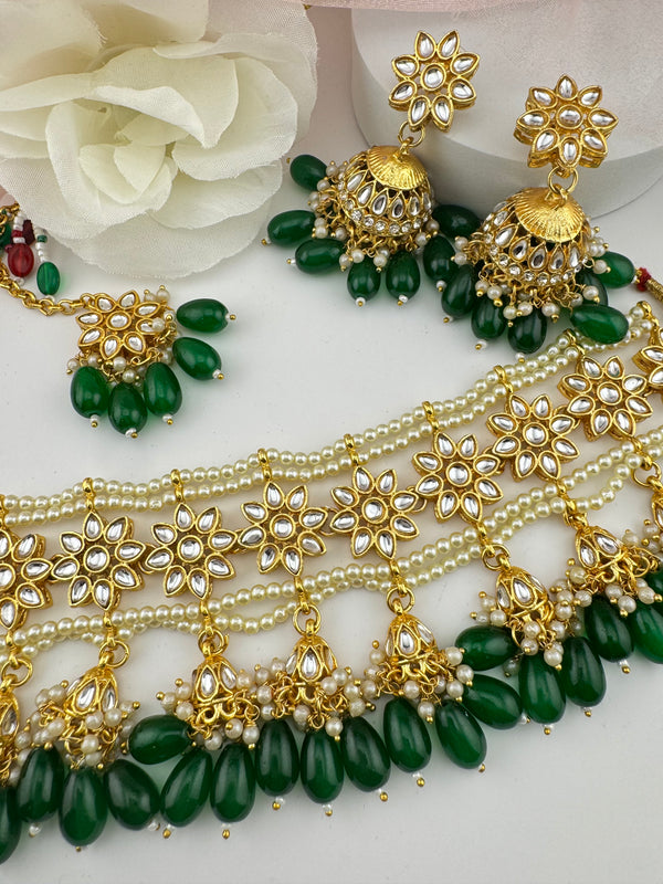 Choker necklace set with jhumka and tikka in kundan, pearls, Indian Bridal Jewelry set