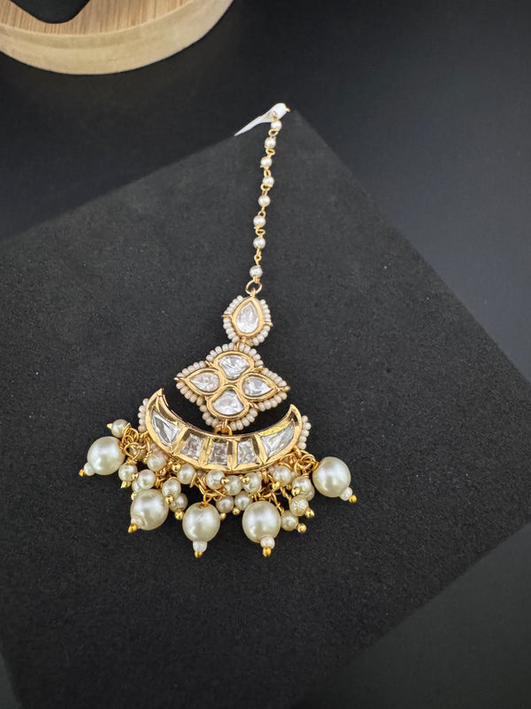 Pearls, Kundan Tikka, Indian Maang Tikka, Headpiece, Bridal jewelry