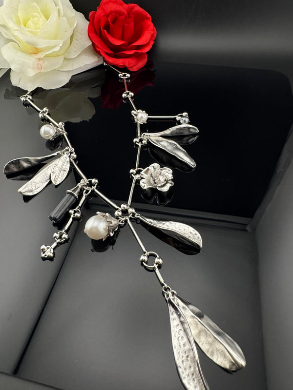 Premium Quality Contemporary NECKLACE ONLY/geometric design necklace/Designer inspired/Indian jewelry/Sleek Necklace/everyday wear/handmade