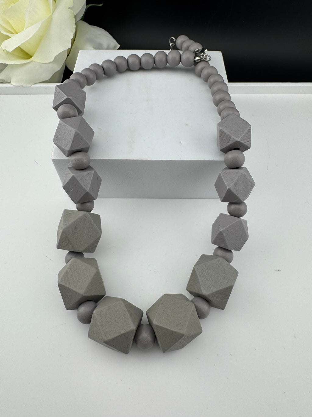 Premium Quality Wooden NECKLACE ONLY in geometric design necklace which is Designer inspired for everyday and party wear