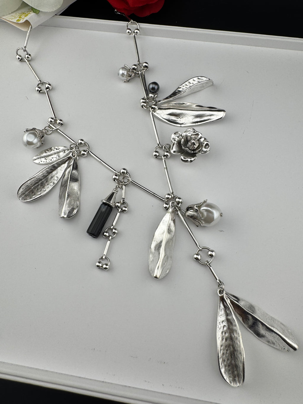 Premium Quality Contemporary NECKLACE ONLY/geometric design necklace/Designer inspired/Indian jewelry/Sleek Necklace/everyday wear/handmade