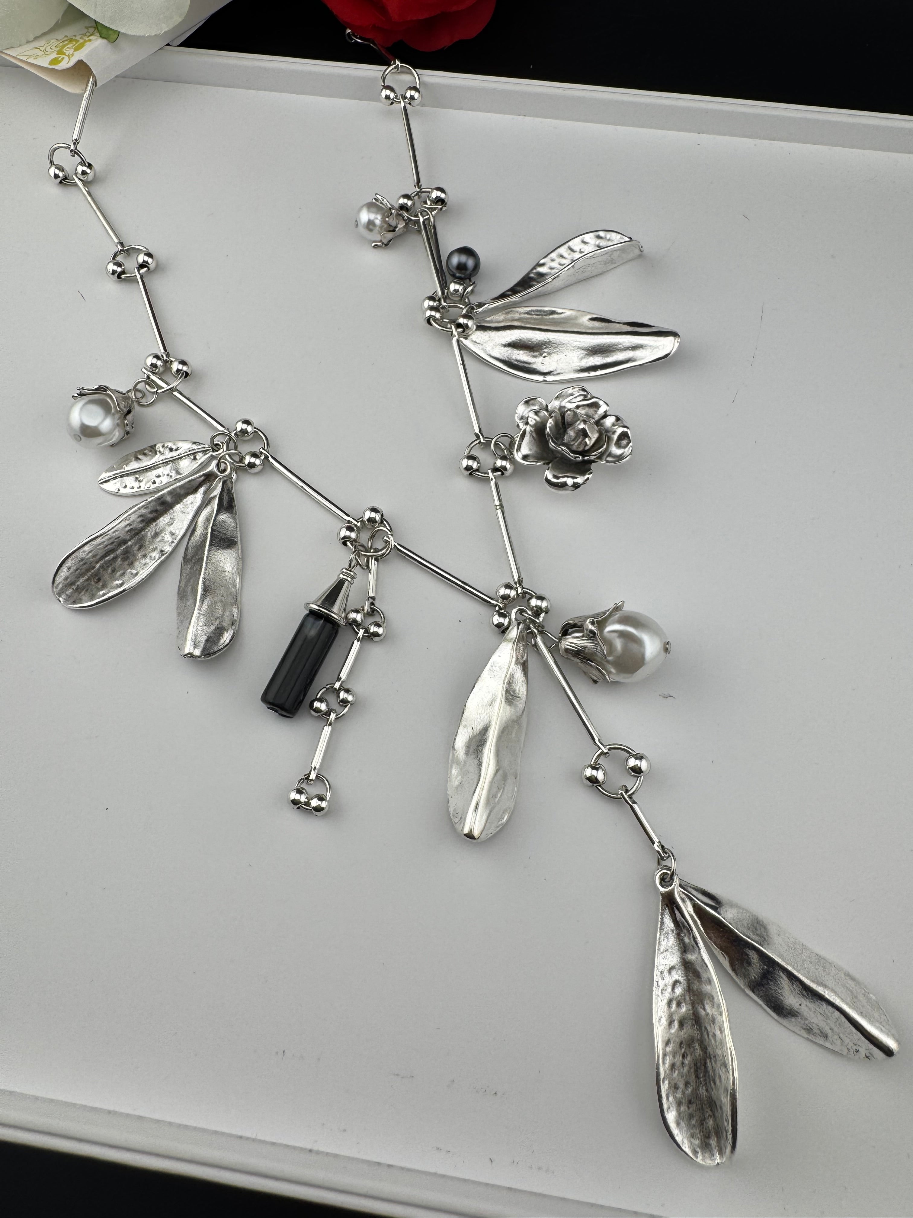 Premium Quality Contemporary NECKLACE ONLY/geometric design necklace/Designer inspired/Indian jewelry/Sleek Necklace/everyday wear/handmade