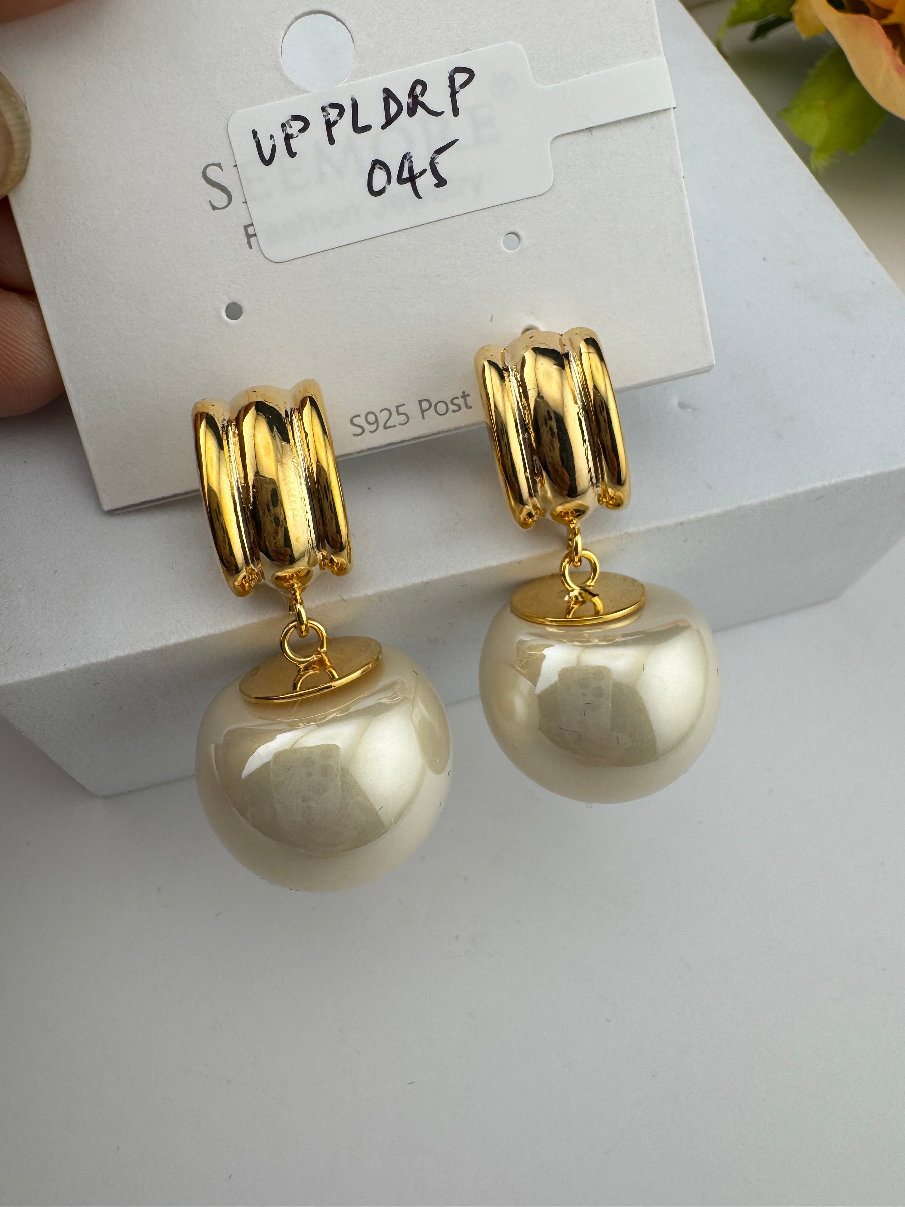 High Quality Premium Enamel and gold Designer Drop Earrings