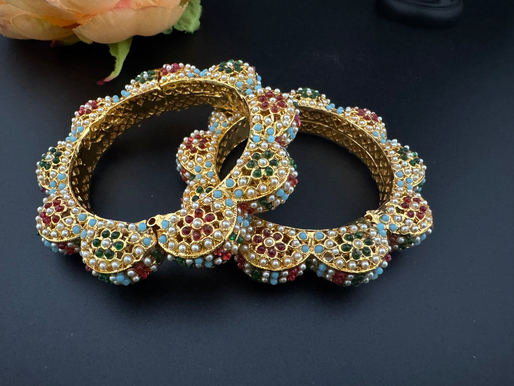 Openable Jadau Pacheli kada with pearls, kundan is Amrapali inspired Designer bangles set/Indian Kada/Temple jewelry/Rajwadi Bangle/Size 2.4" & 2.8"