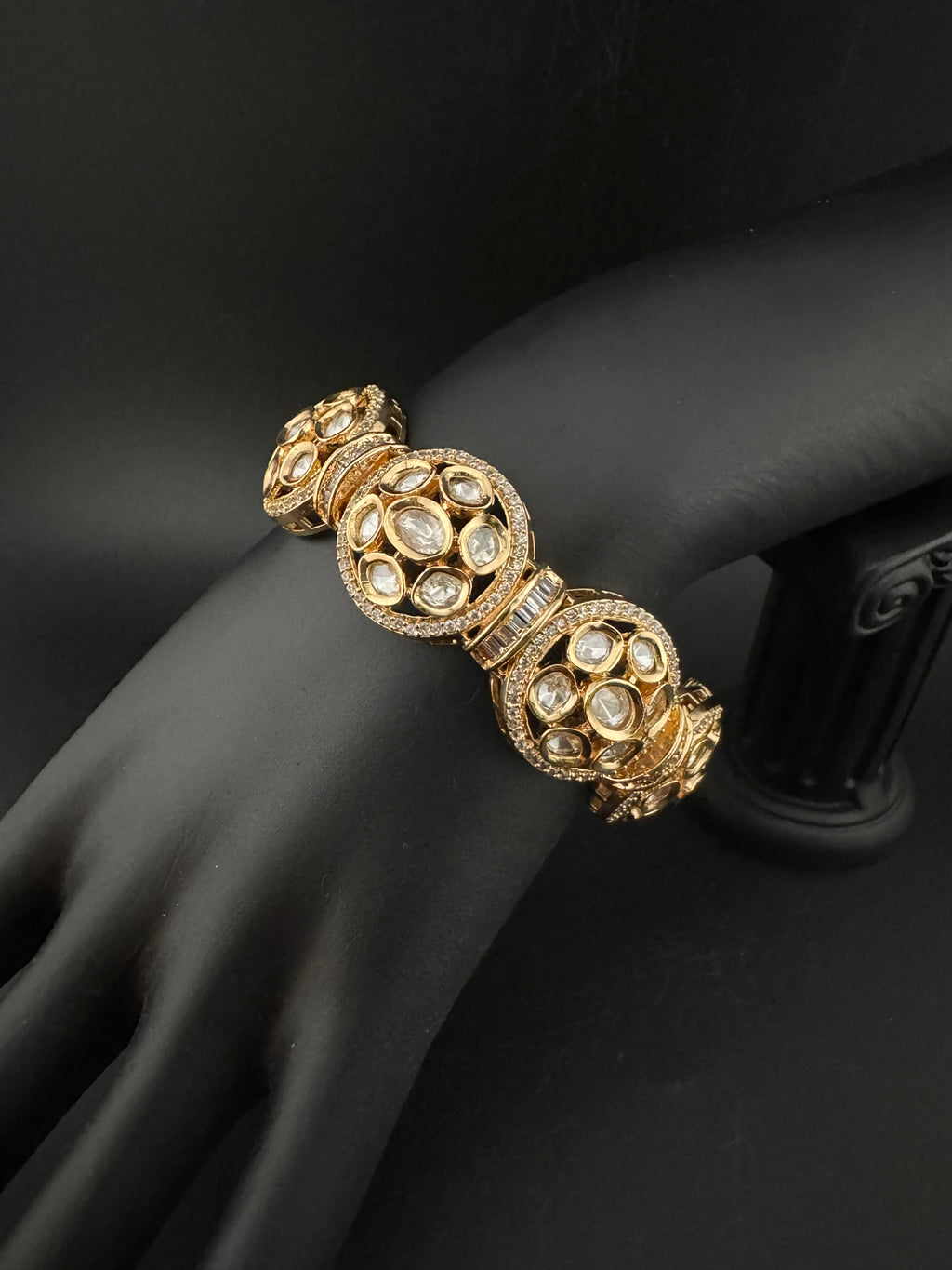 Premium Quality Moissanite Kundan Tyaani inspired Designer Openable Bracelet/Adjustable broad Bracelet Bangle/Indian jewelry/Golden Bracelet