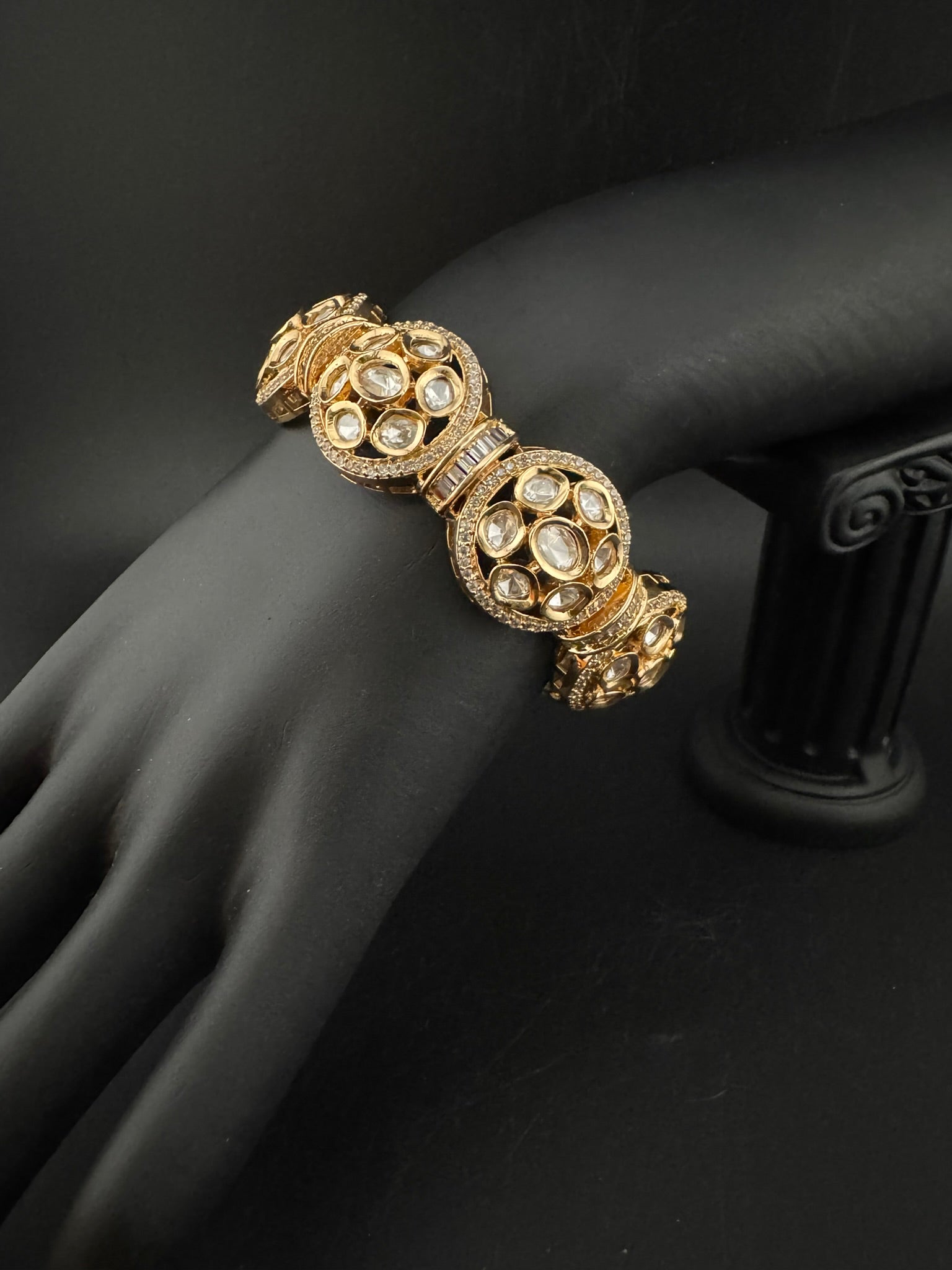 Premium Quality Moissanite Kundan Tyaani inspired Designer Openable Bracelet/Adjustable broad Bracelet Bangle/Indian jewelry/Golden Bracelet