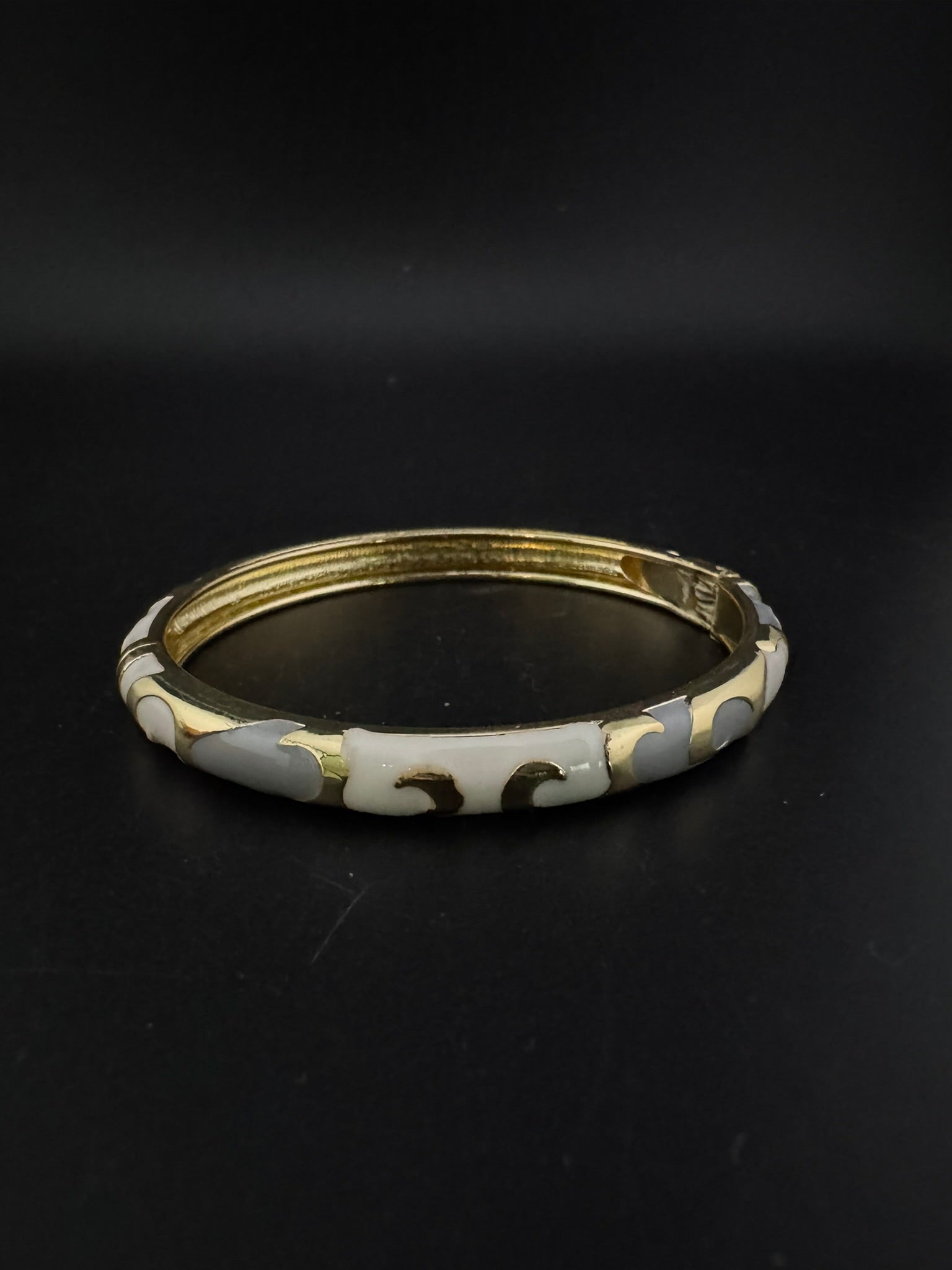 Openable Sleek Cuff Bracelet in Enamel and gold polish is Designer inspired sleek bangle/Indian Bracelet/Everyday Bracelet/Fits upto 2.6"