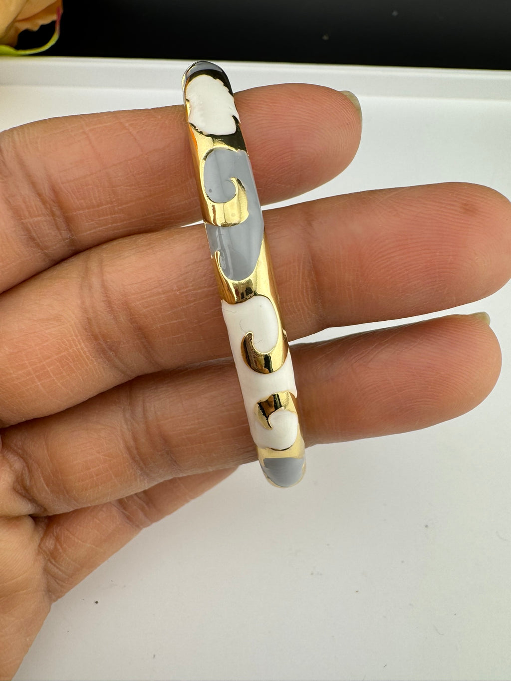 Openable Sleek Cuff Bracelet in Enamel and gold polish is Designer inspired sleek bangle/Indian Bracelet/Everyday Bracelet/Fits upto 2.6"