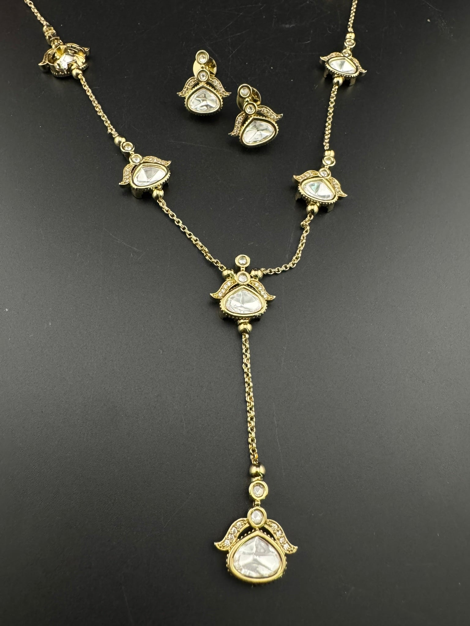 Premium quality Matt gold Uncut moissanite Kundan Sleek Long charms Necklace with studs earrings/Teens long sleek necklace/Bridesmaids gift