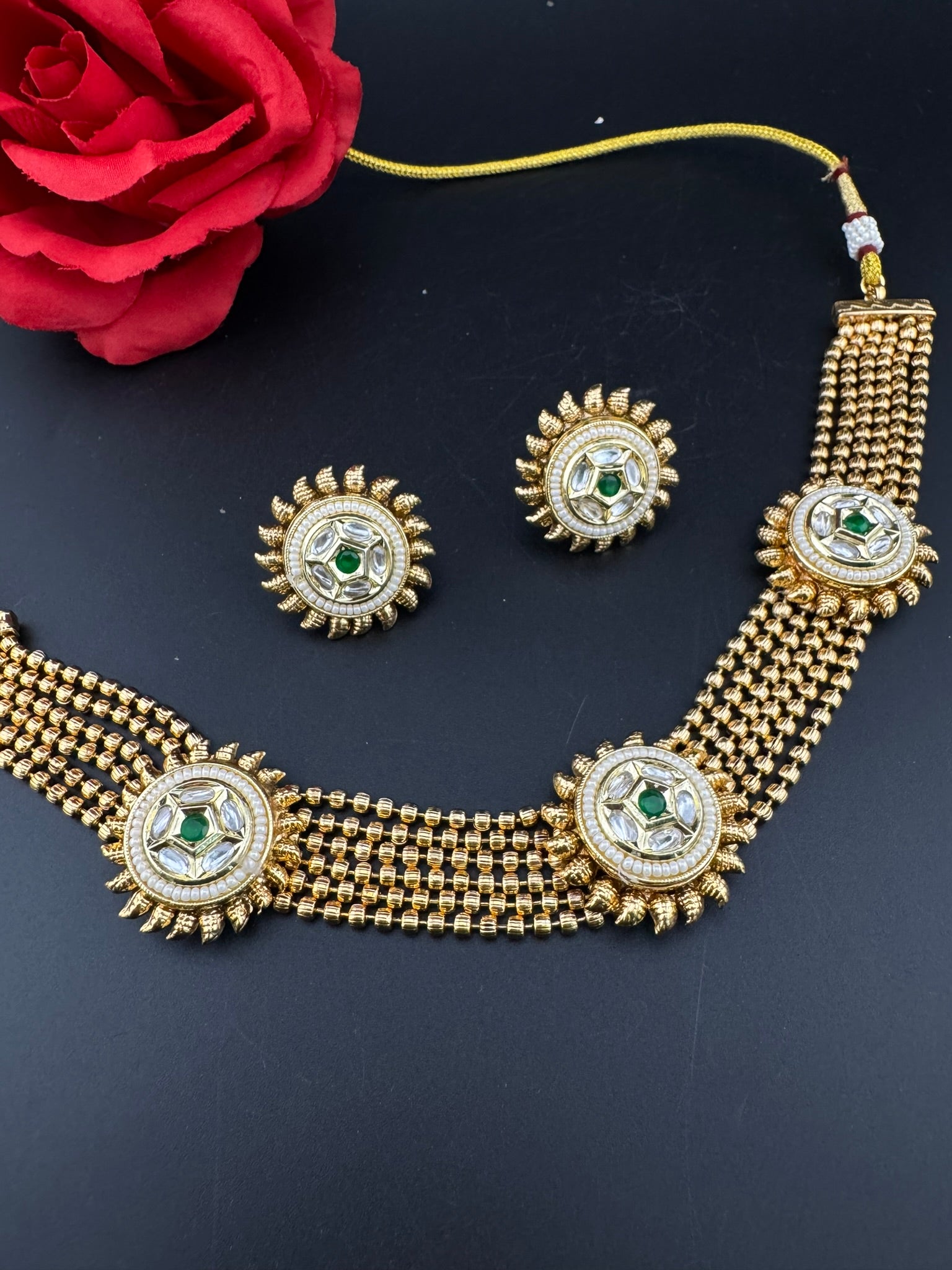 Premium Quality Gold beads chain, Tyaani kundan, stones collar Necklace with studs earrings/gold-plated necklace set/Traditional Indian set