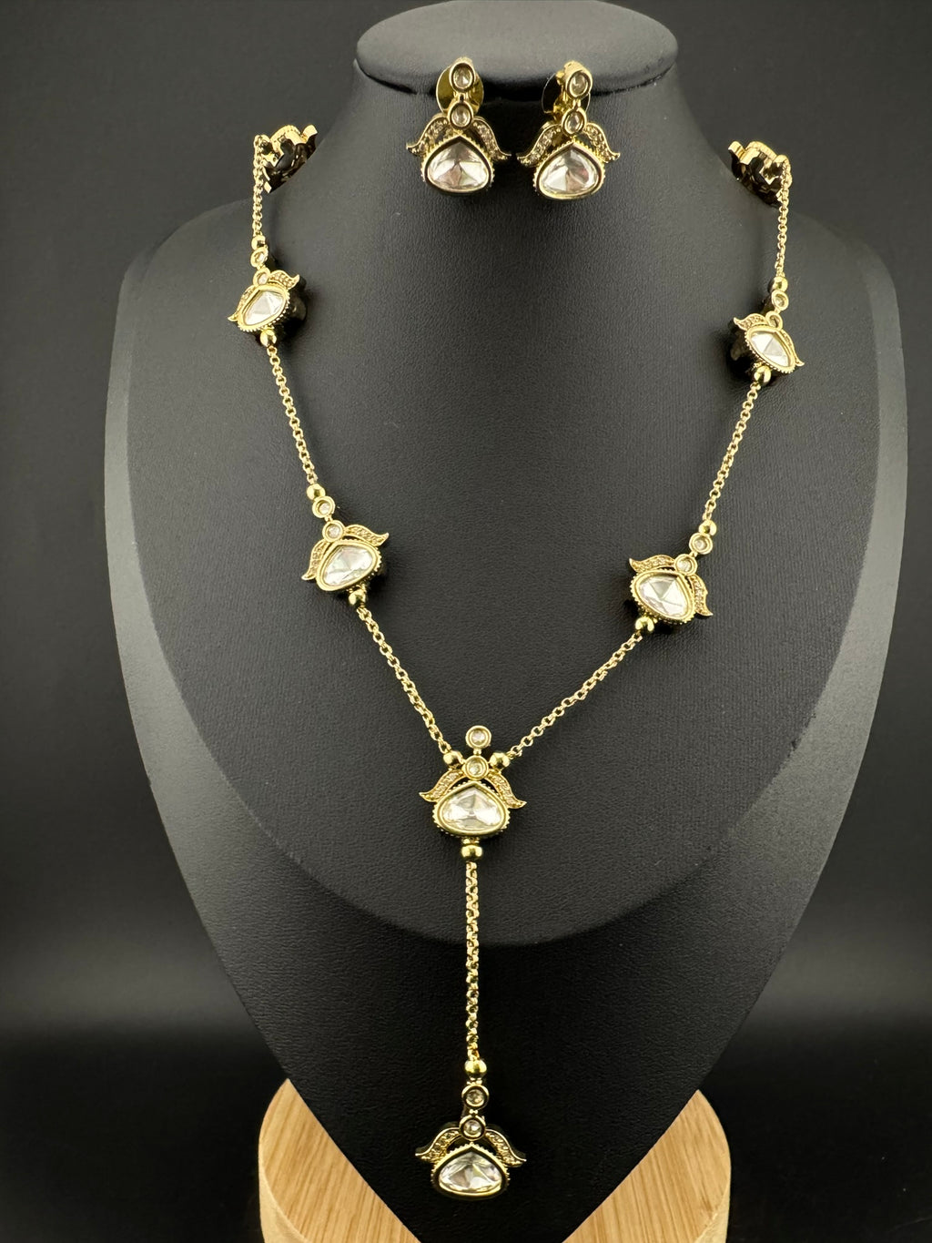 Premium quality Matt gold Uncut moissanite Kundan Sleek Long charms Necklace with studs earrings/Teens long sleek necklace/Bridesmaids gift